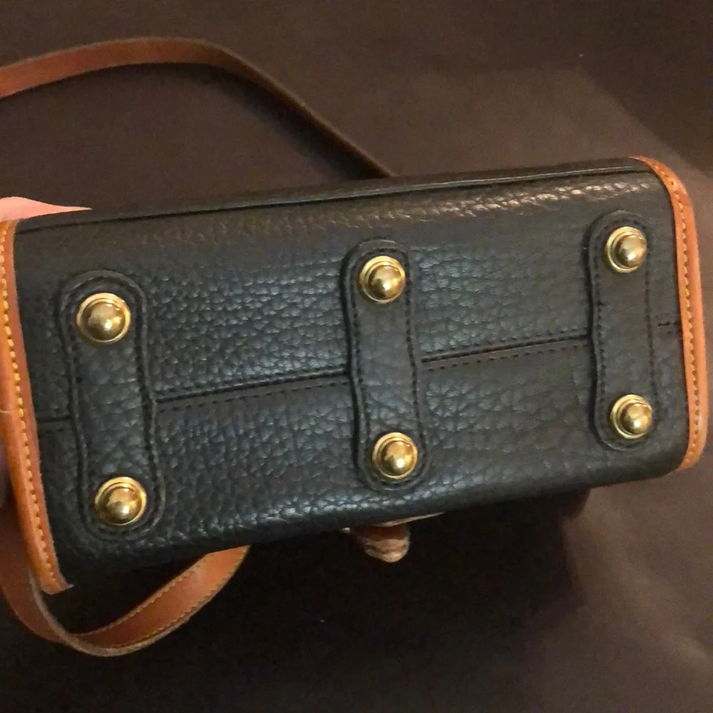 Dooney & Bourke small shoulder bag - Picture 5 of 11
